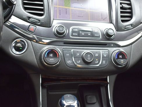 Used 2014 Chevrolet Impala LTZ image 20