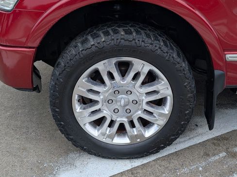 Used 2013 Ford F150 Platinum image 26