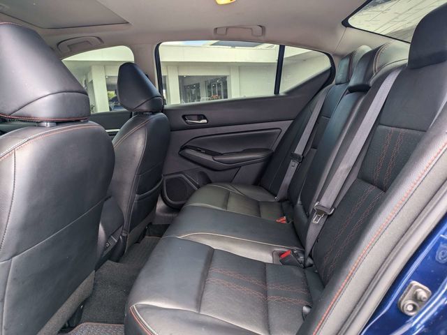 Used 2024 Nissan Altima 2.5 SR w/ SR Premium Package FWD image 13