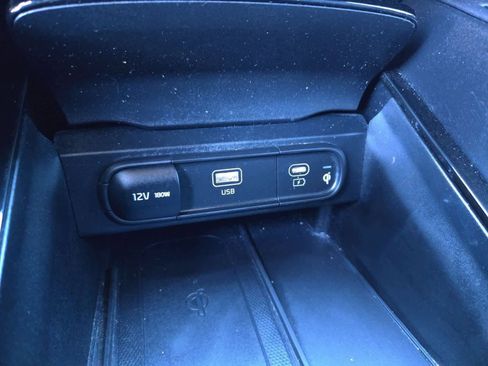 Used 2023 Kia Telluride EX X-Line image 31