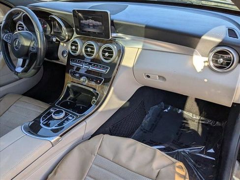 Used 2018 Mercedes-Benz C 300 4MATIC Sedan image 24