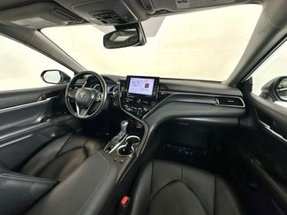 Used 2022 Toyota Camry XLE w/ Cold Weather Package FWD video 2