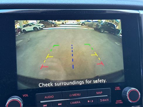 Used 2021 Nissan Titan SV w/ SV Convenience Package image 29