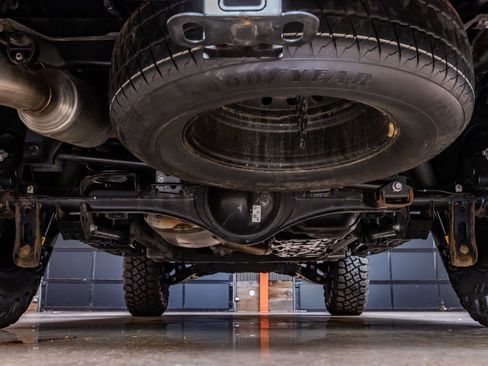 Used 2024 Toyota Tacoma TRD Off-Road w/ TRD Off Road Premium Package image 16