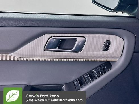 New 2026 Ford Explorer Active AWD/4WD image 18