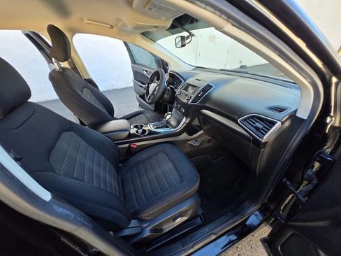 Used 2017 Ford Edge SEL FWD image 35