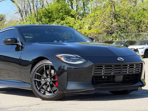 Used 2025 Nissan Z Performance w/ Floor Mat Package RWD image 40