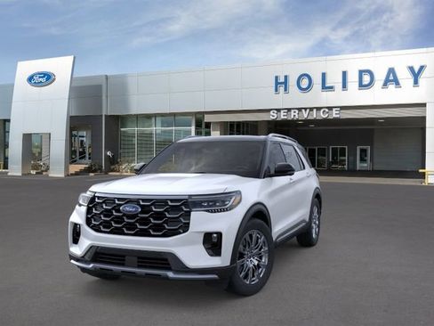 New 2026 Ford Explorer Platinum RWD image 2