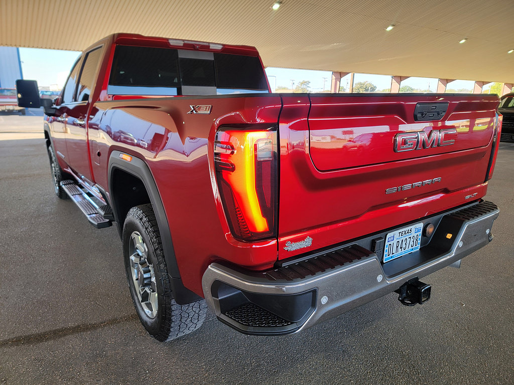 Used 2025 GMC Sierra 2500 SLT AWD/4WD image 9