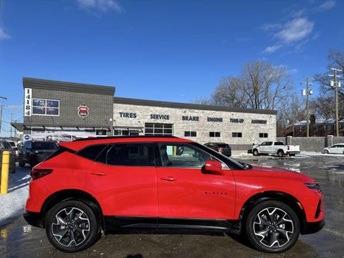 Used 2020 Chevrolet Blazer RS image 2