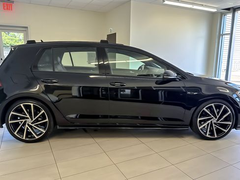 Used 2019 Volkswagen Golf R 4-Door AWD/4WD image 3