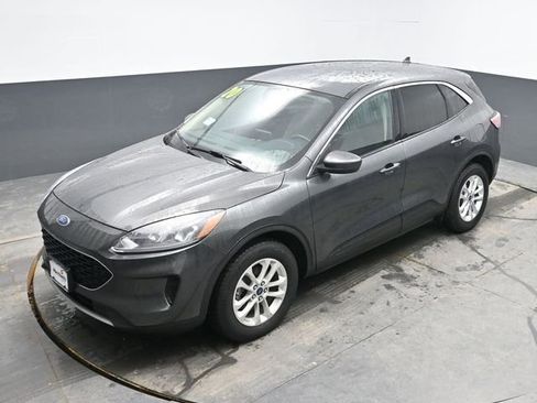 Used 2020 Ford Escape SE image 26