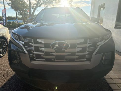 Used 2024 Hyundai Santa Cruz SEL w/ Activity Package FWD image 9