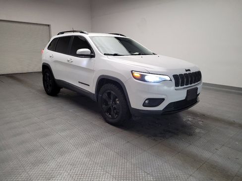 Used 2019 Jeep Cherokee Latitude Plus image 13