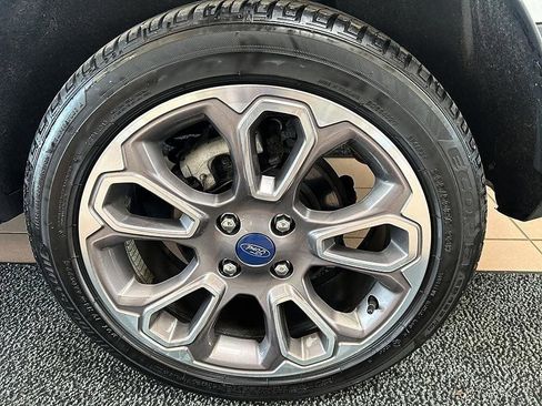 Used 2022 Ford EcoSport Titanium AWD/4WD image 33