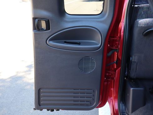 Used 1998 Dodge Ram 2500 Truck Laramie SLT image 27