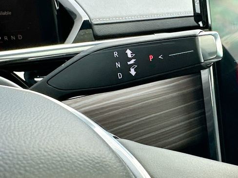 Used 2025 GMC Sierra EV Denali image 22