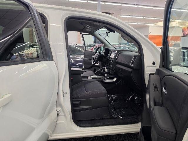 Used 2023 Nissan Frontier SV w/ Technology Package AWD/4WD image 37