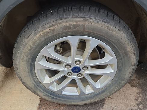 Used 2022 Ford Escape SE w/ Convenience Package image 5