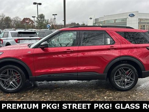New 2026 Ford Explorer ST-Line w/ ST-Line Street Pack image 3