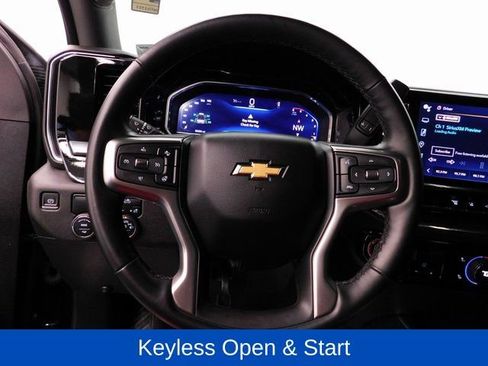 Used 2024 Chevrolet Silverado 2500 LT w/ Convenience Package image 31
