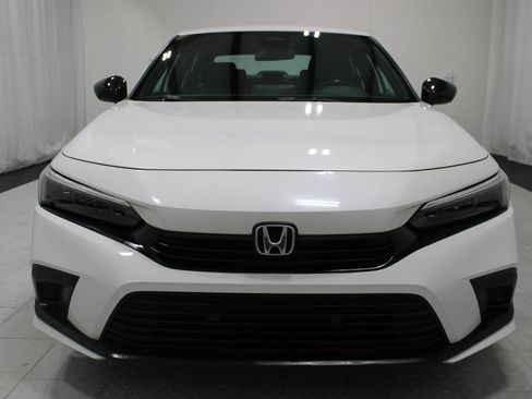 Used 2022 Honda Civic Sport image 3