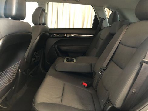 Used 2012 Kia Sorento LX image 10