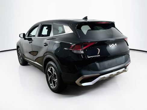 Used 2023 Kia Sportage LX AWD/4WD image 6