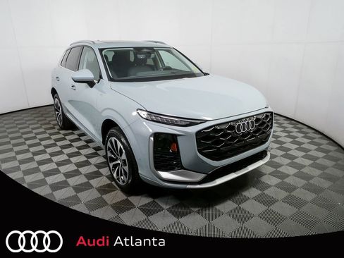 New 2026 Audi Q3 quattro 2.0T image 1