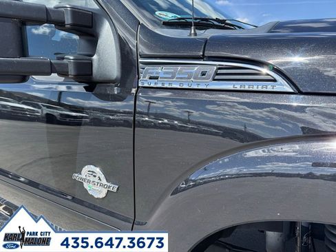Used 2015 Ford F350 Platinum w/ FX4 Off-Road Package AWD/4WD image 11
