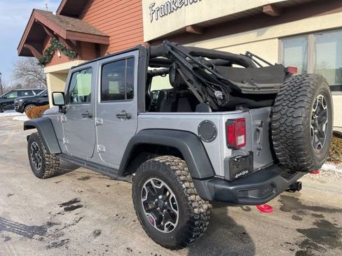 Used 2016 Jeep Wrangler Unlimited Rubicon image 11