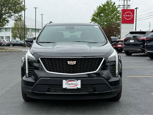 Used 2022 Cadillac XT4 Sport w/ Comfort Package AWD/4WD image 2