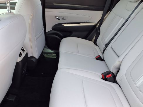 Certified 2025 Hyundai Tucson SEL FWD image 9