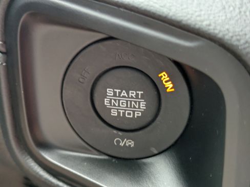 Used 2024 Jeep Wrangler Unlimited Rubicon 392 image 29