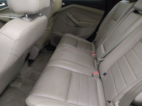 Used 2015 Ford Escape SE w/ Equipment Group 201A FWD image 18