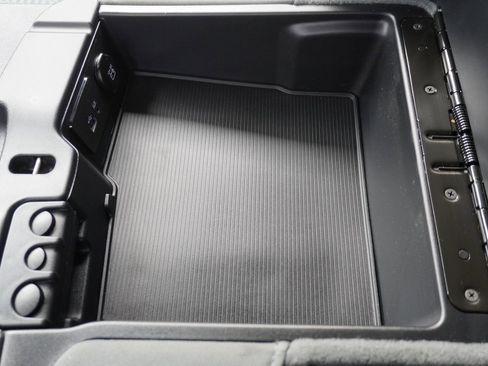 Used 2017 RAM 1500 Express w/ Express Value Package image 12