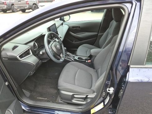 Used 2022 Toyota Corolla LE image 13
