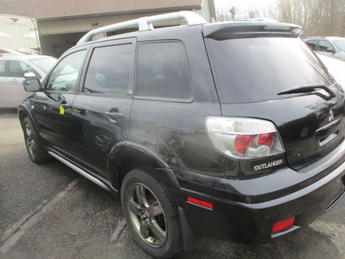 Used 2006 Mitsubishi Outlander SE FWD image 8