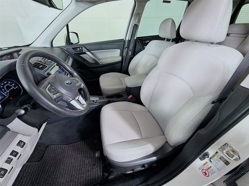 Used 2018 Subaru Forester 2.5i Premium AWD/4WD image 11