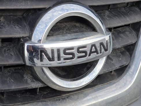 Used 2012 Nissan Juke SV image 9