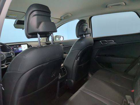 Used 2023 Kia Sportage EX AWD/4WD image 29