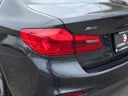 Used 2018 BMW 540i xDrive w/ M Sport Package AWD/4WD image 45