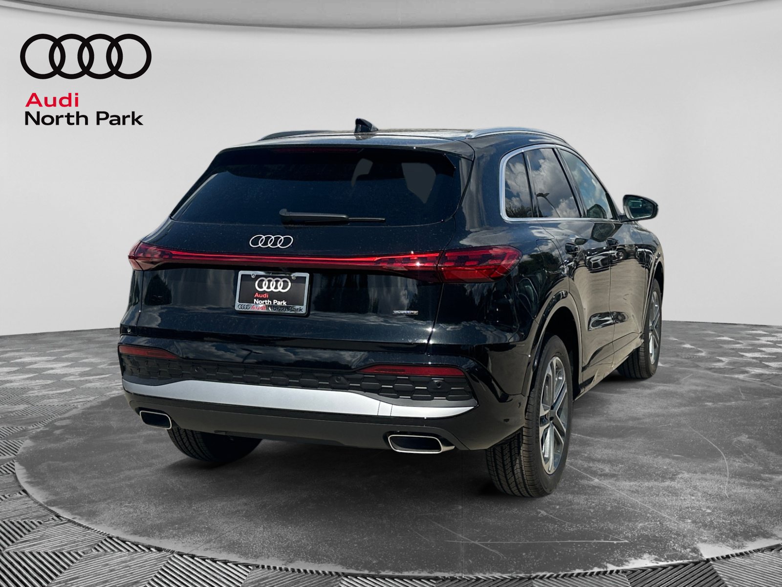 New 2026 Audi Q5 Premium Plus AWD/4WD image 5