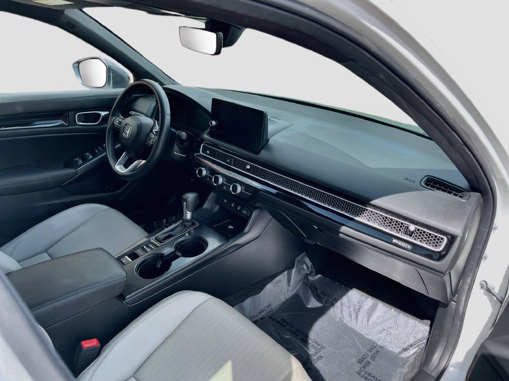 Used 2025 Honda Civic Sport Touring image 29