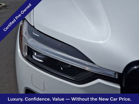 Certified 2024 Volvo XC60 B5 Plus w/ Protection Package Premier AWD/4WD image 10