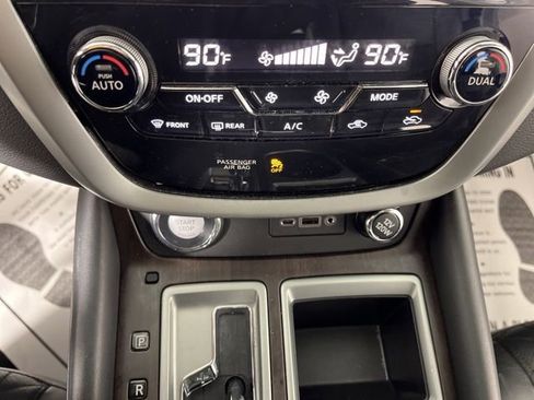 Used 2019 Nissan Murano Platinum w/ Cargo Package image 27