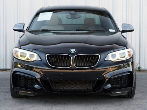 Used 2016 BMW M235i Coupe image 6