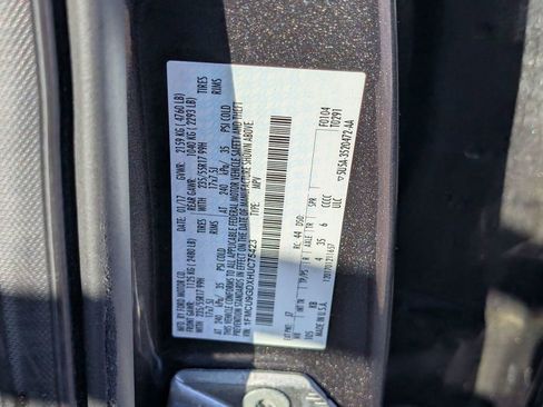 Used 2017 Ford Escape SE image 50