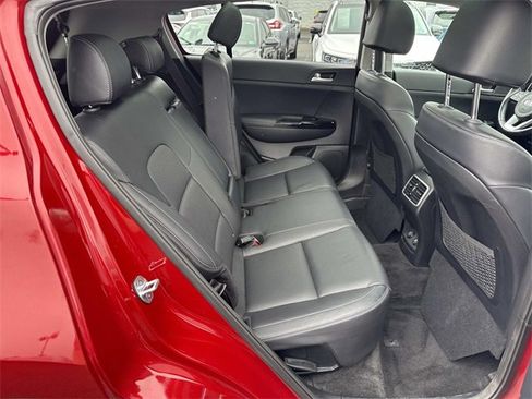 Used 2021 Kia Sportage EX w/ EX Technology Package image 11
