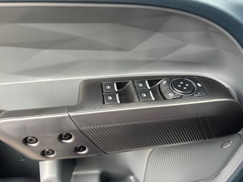 New 2026 Ford Maverick XL FWD image 17